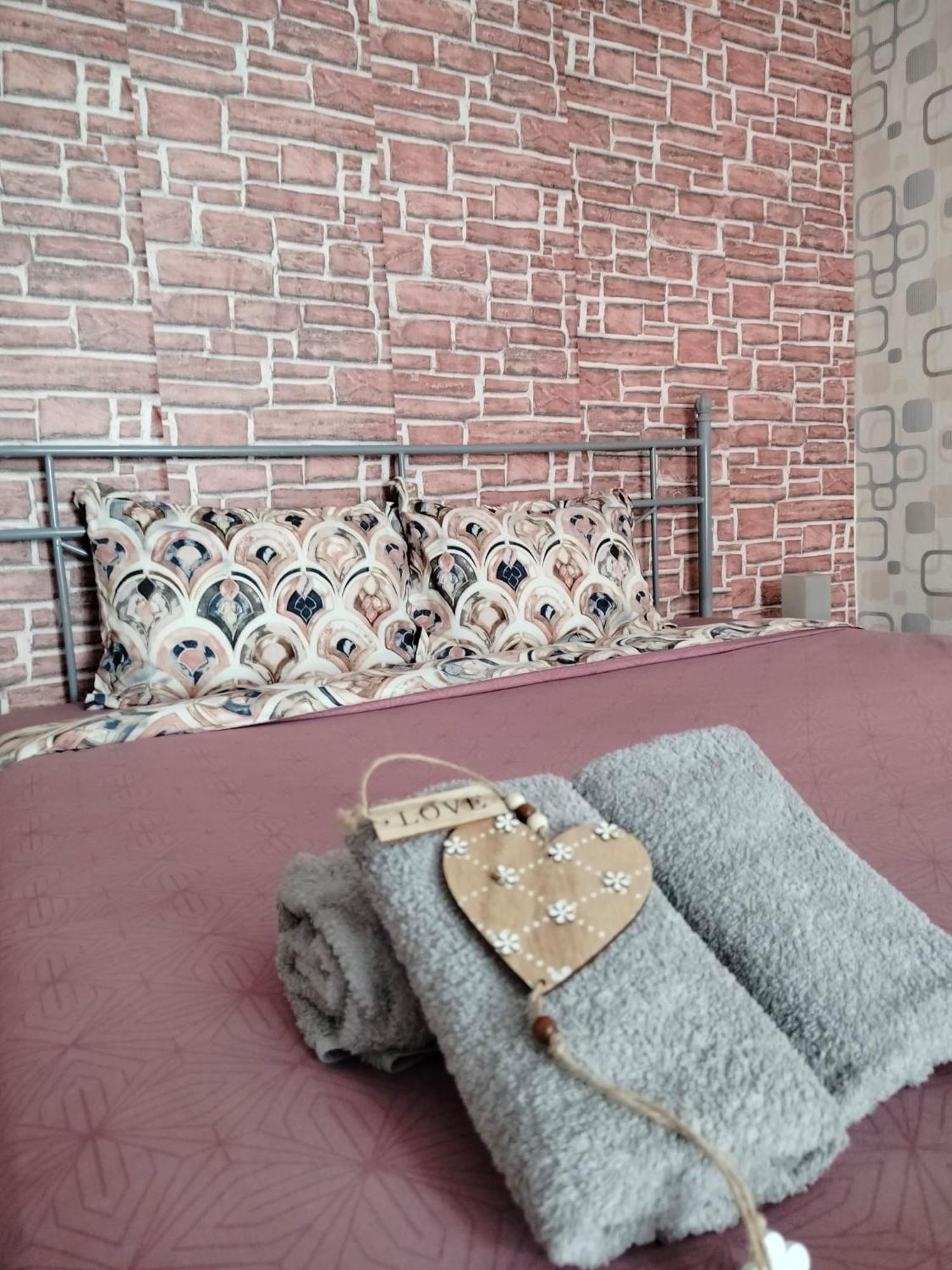 סיביו Apartment Happy June מראה חיצוני תמונה